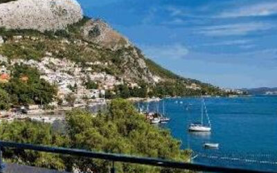 Omis Hotel Plaza⭐️⭐️⭐️⭐️